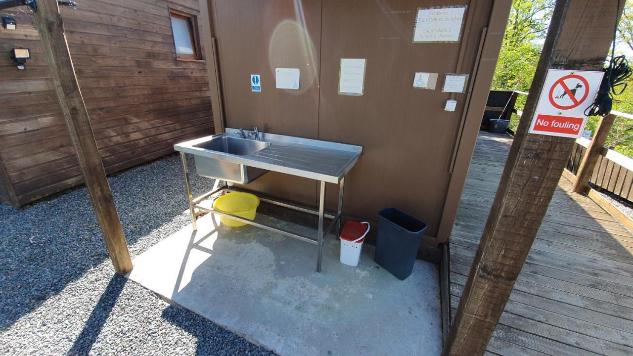 Camping Du Puy Rond Bressuire Exteriör bild