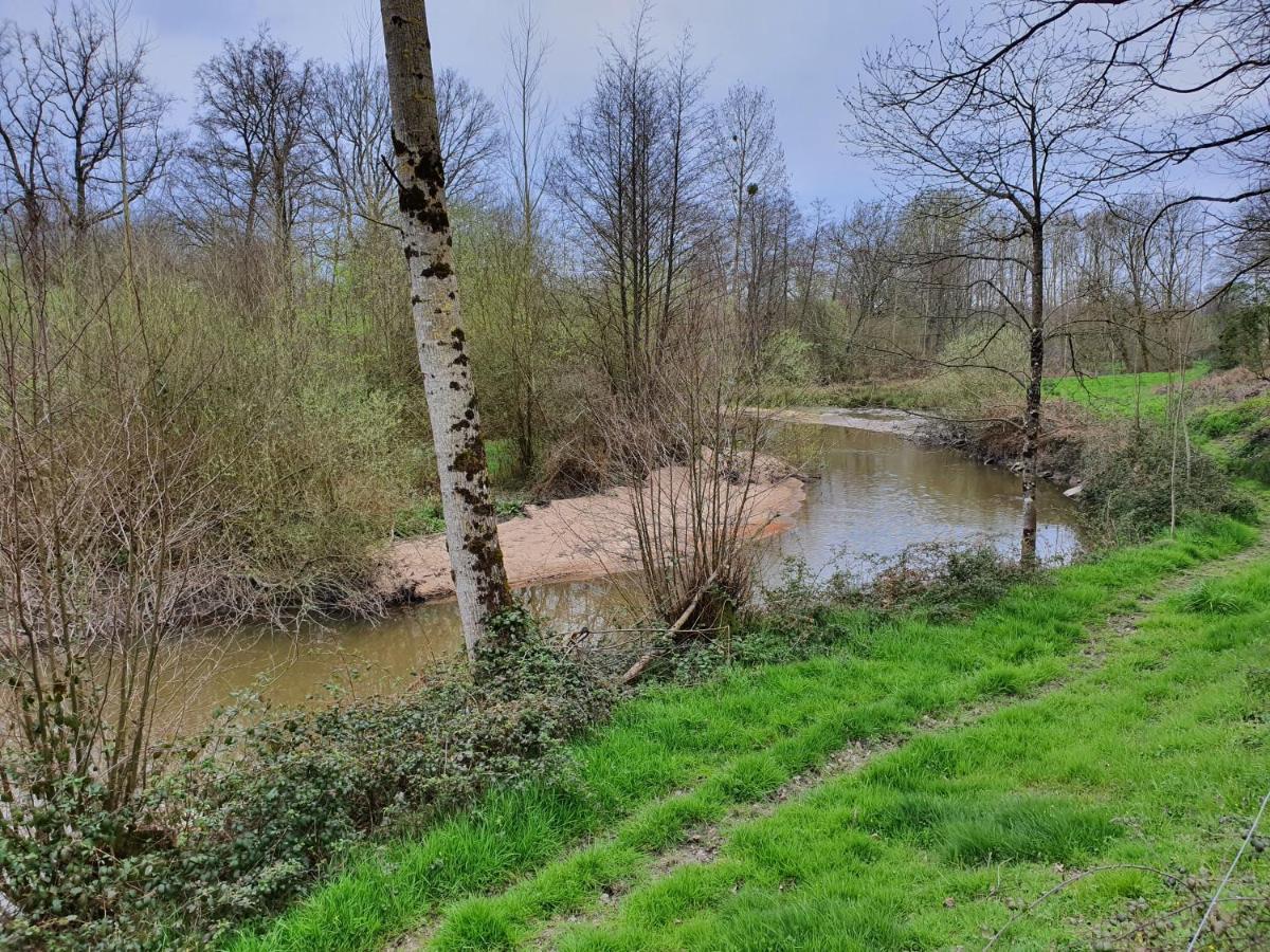 Camping Du Puy Rond Bressuire Exteriör bild