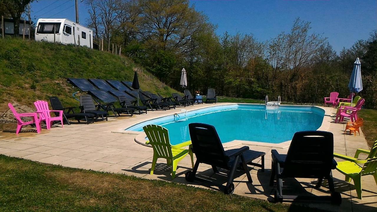 Camping Du Puy Rond Bressuire Exteriör bild