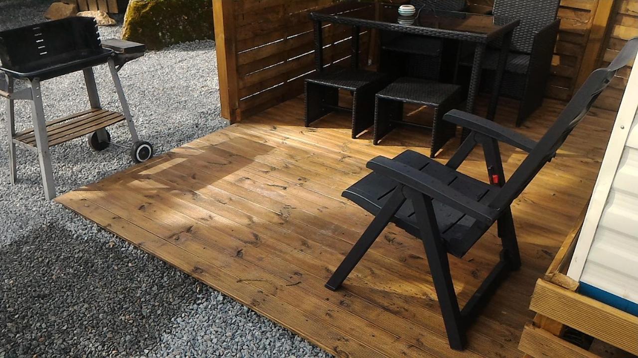 Camping Du Puy Rond Bressuire Exteriör bild